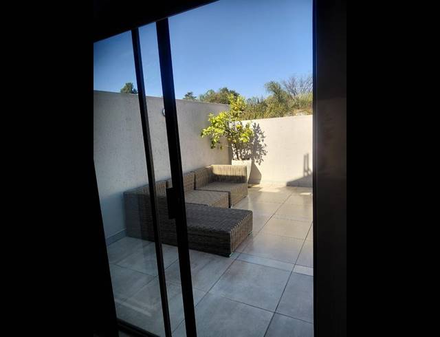 3 BEDROOM APARTMENT FOR SALE IN MORNINGHILL